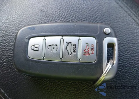 2011 Hyundai Sonata Limited из США, поврежденный, VIN 5NPEC4AC8BH231862